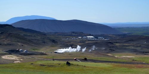 geothermal-power-plant-in-iceland-1024x456